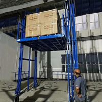 常州起重機-液壓升降貨梯